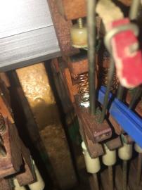 琴声永驻，匠心守护——深圳三十年钢琴调音师的维修保养之道